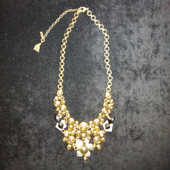 NWT Vera Wang Multi rhinestone necklace - Picture 3 of 6